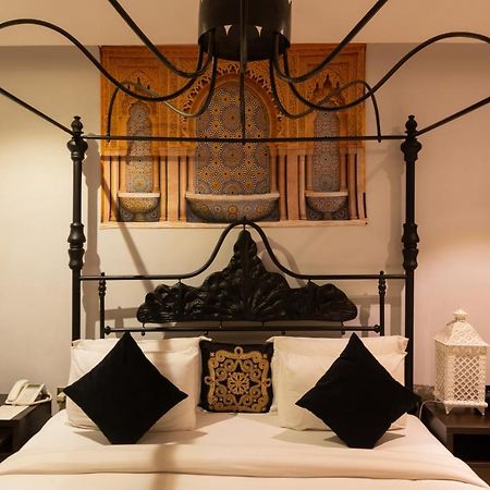 Villa Monument Hotel Aliayabiagba Екстер'єр фото