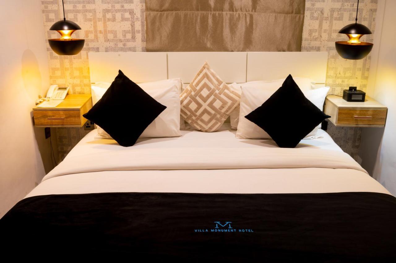 Villa Monument Hotel Aliayabiagba Екстер'єр фото