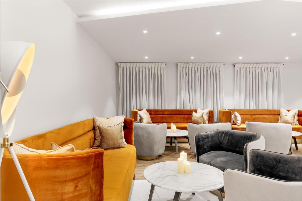 Villa Monument Hotel Aliayabiagba Екстер'єр фото
