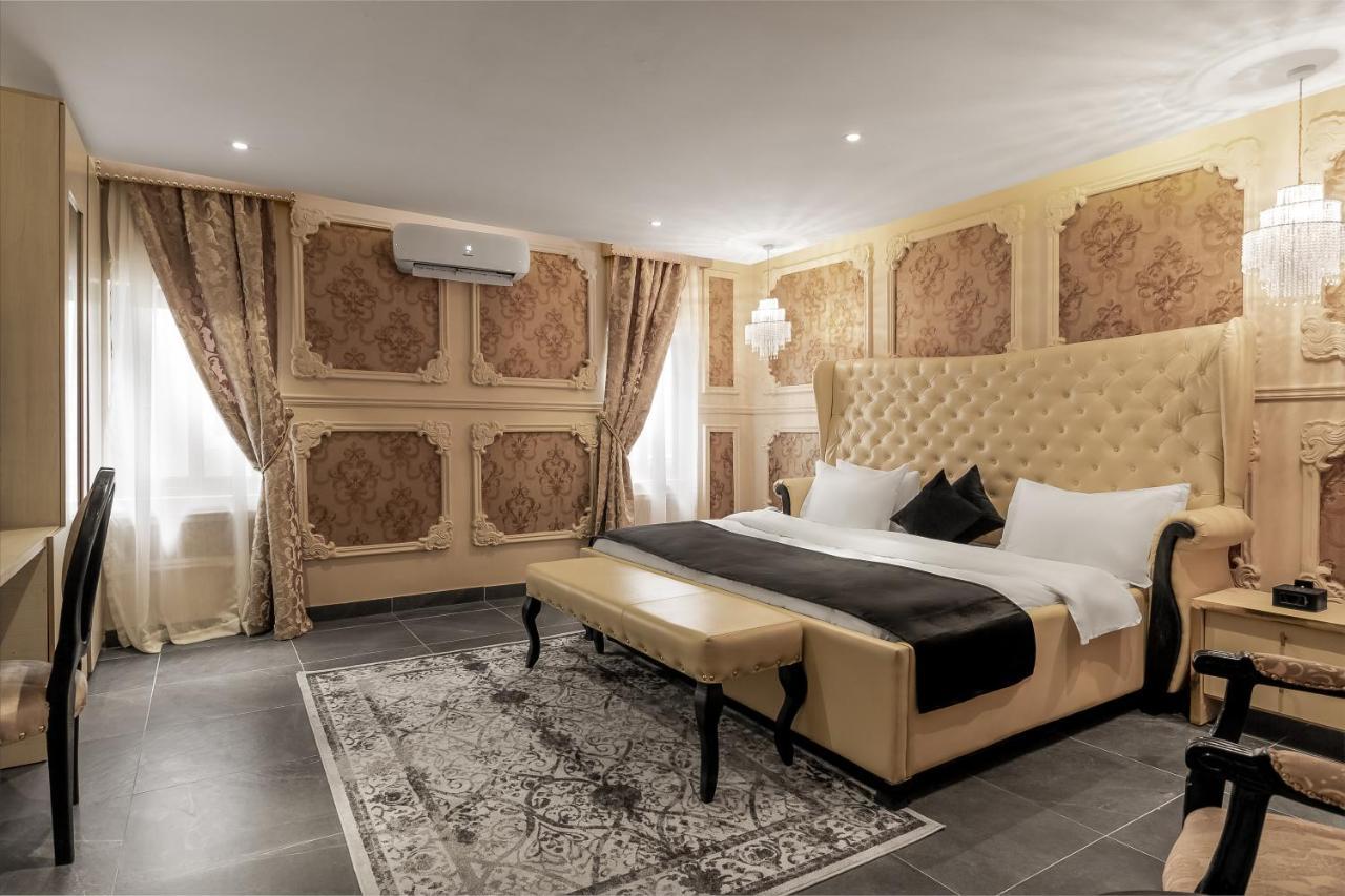 Villa Monument Hotel Aliayabiagba Екстер'єр фото